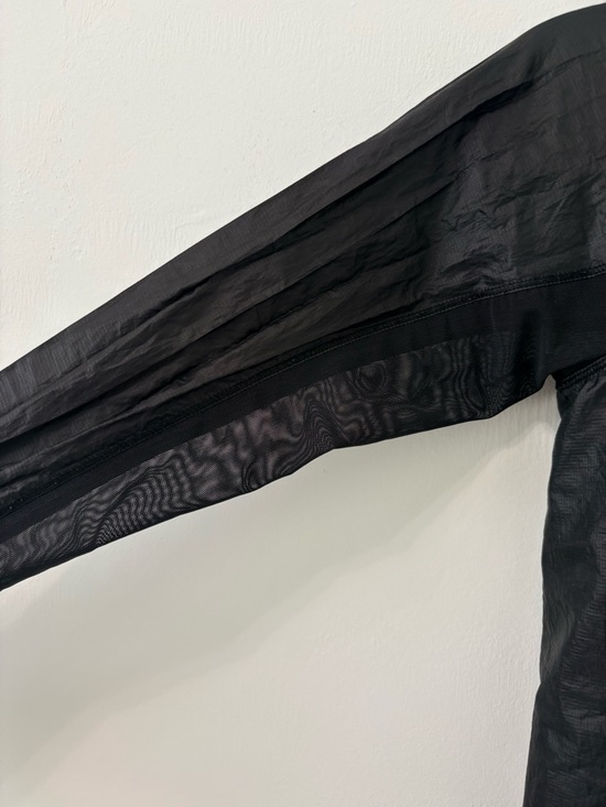 Lululemon Goal Crusher Jacket Black Lightweight Run Sz 2/4 EUC - Picture 5 of 9